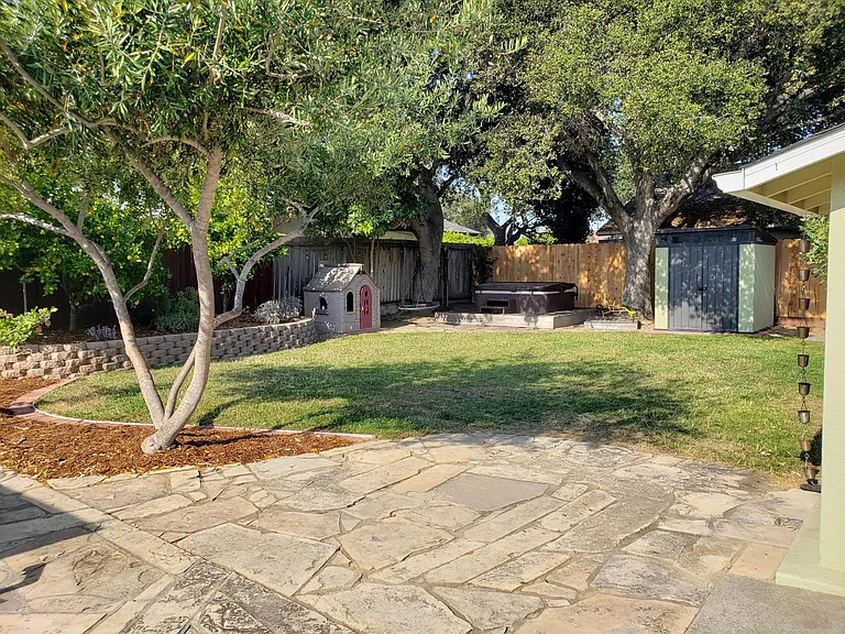 1014 Ash St — Photo 10