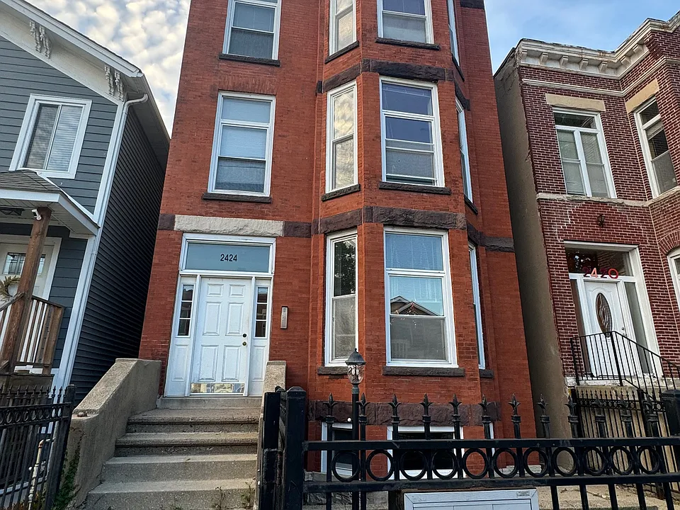 2424 W Polk St #2