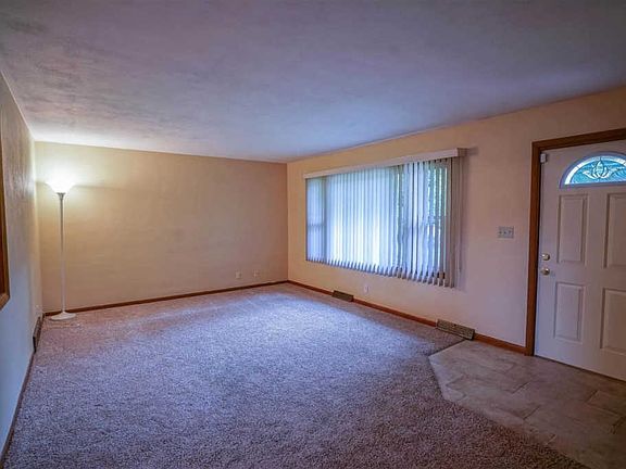 3rd image of 3411 Corbridge Ln