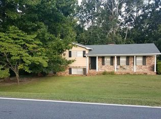 59 Oakridge Dr, Forsyth, GA 31029