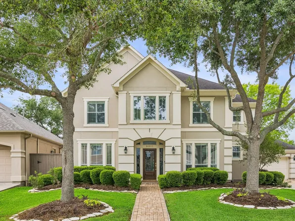 14211 Quiet Bluff Ln, Houston, TX 77077