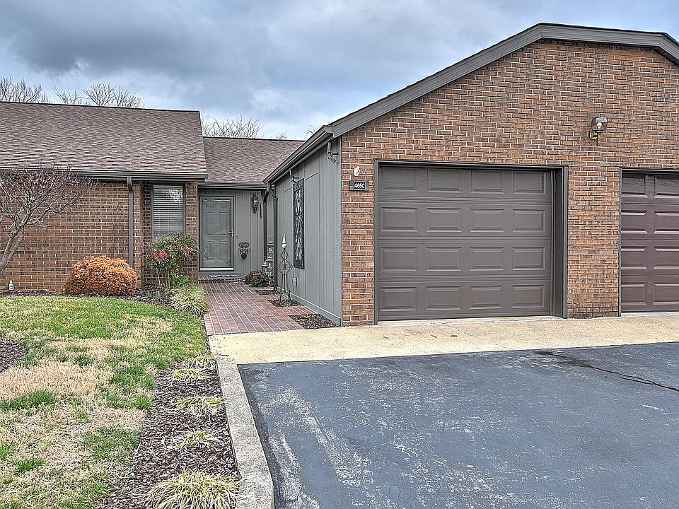 1st image of 465 Manor Dr