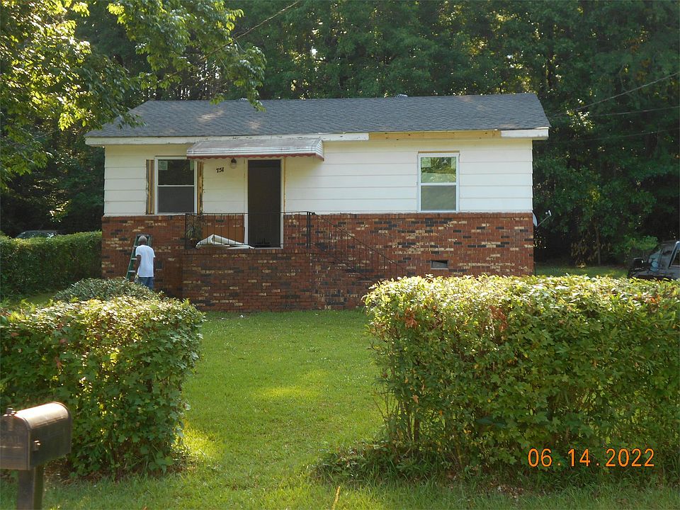 1st image of 751 Matthews St