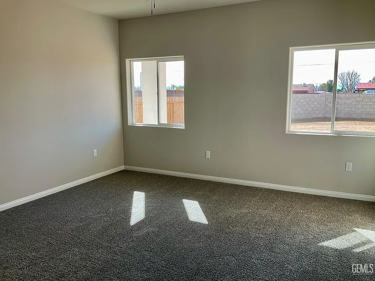 5016 Cohiba Ct — Photo 8