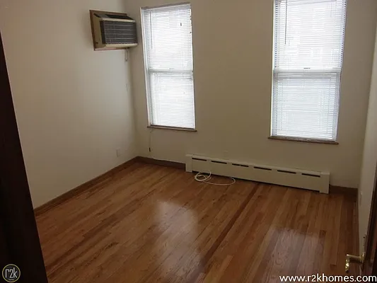 Rented by Realty 2000 Corp | media 5