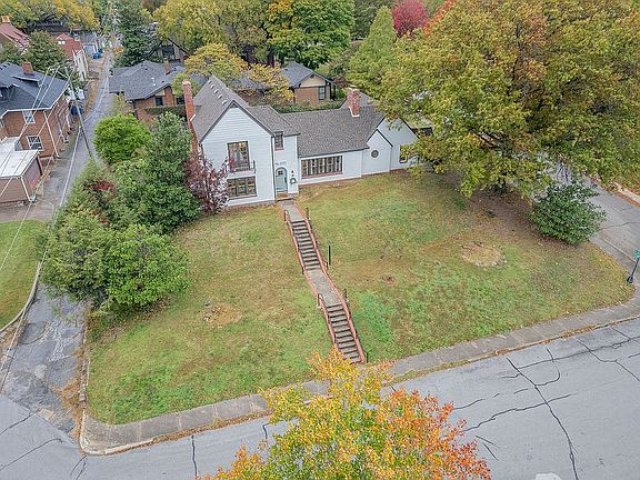 Large corner lot