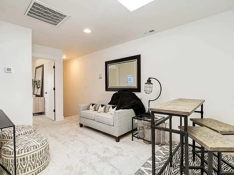 3062 Torreo Pl #3 — Photo 16