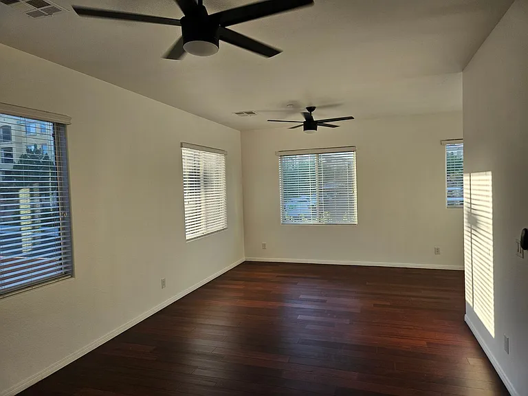 7349 Trailside Park Ct — Photo 27