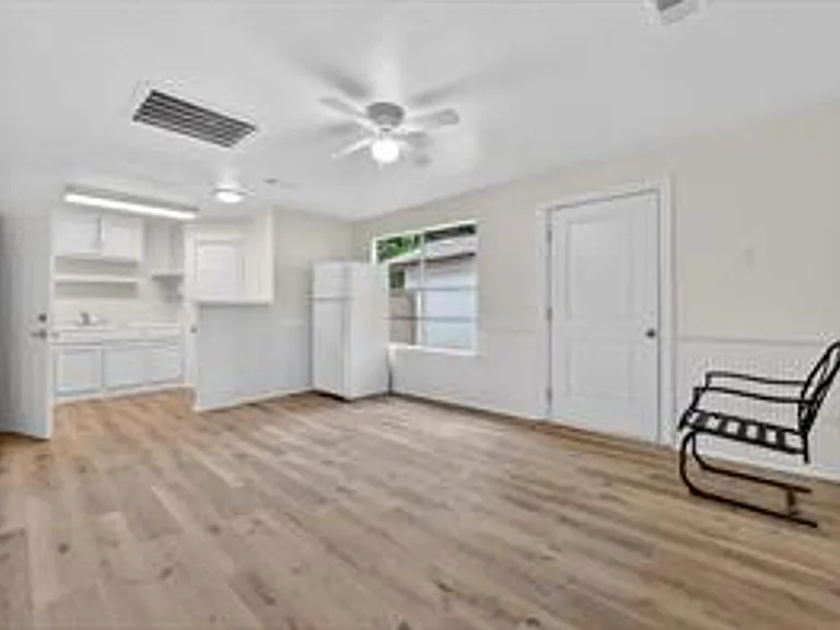 4709 Mayfair St — Photo 8