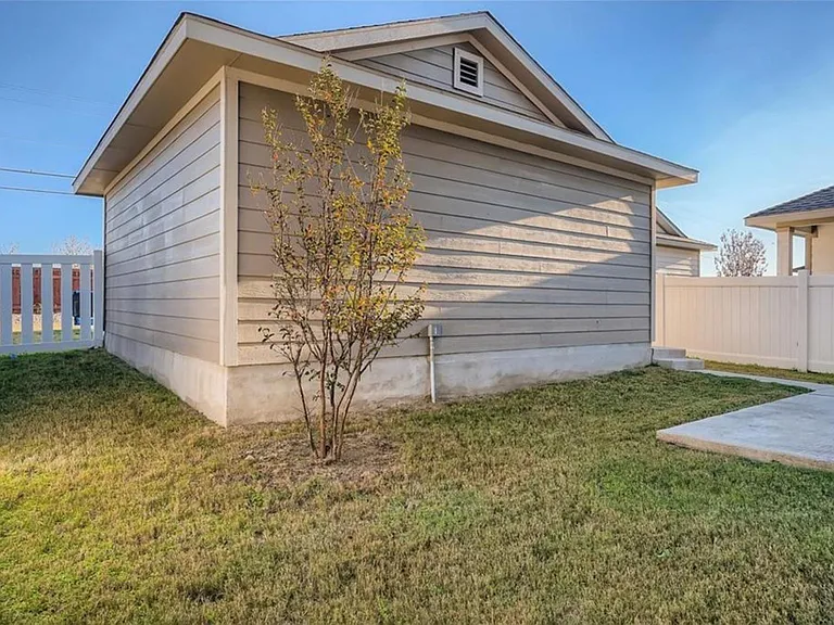 304 Cane River Rd — Photo 30