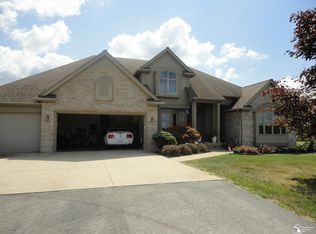 1461 W Rauch Rd, Temperance, MI 48182