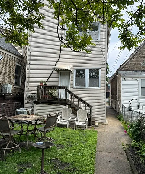 1910 N Leavitt St #G — Photo 15