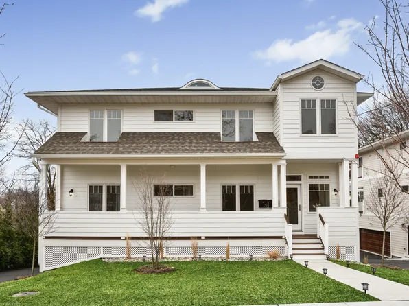 73 Maple Ave, New Rochelle, NY 10801