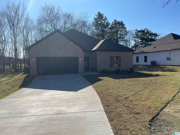 402 S Pine Dr, Jasper, AL 35504