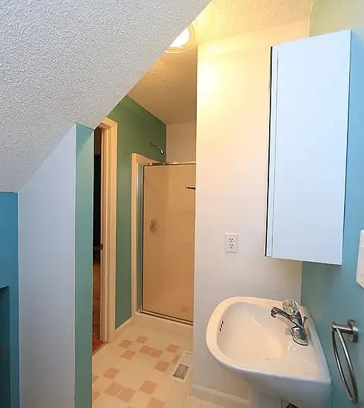 505 Fostoria Ct — Photo 20