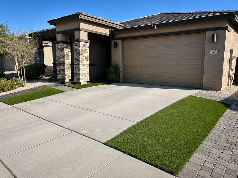 17834 W Raymond St — Photo 1
