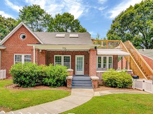 704 Mayflower Dr, Greensboro, NC 27403