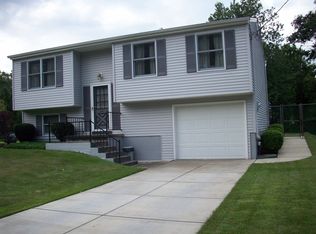 3901 Yale Ave, Hamburg, NY 14075