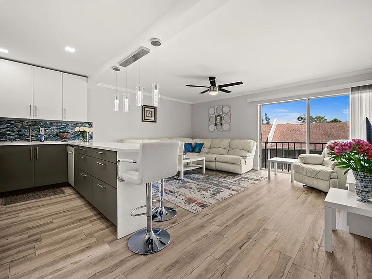 2763 Woodgate Ln #301 — Photo 3
