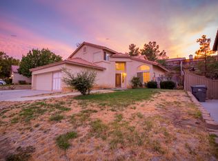 39357 Chalfont Ln, Palmdale, CA 93551