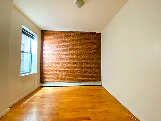 Rented by Douglas Elliman | media 6