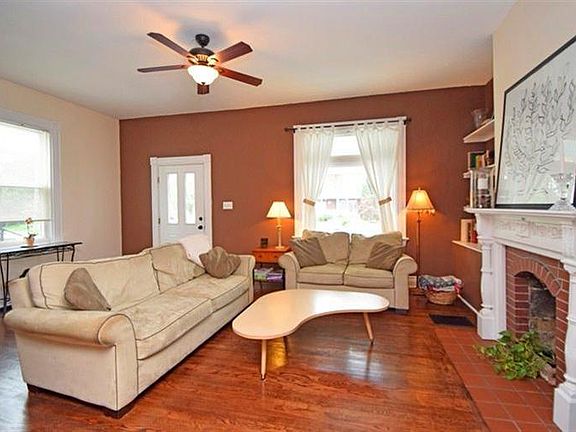 5th image of 4441 Ashland Ave