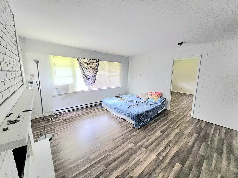 305 Cold Spring Rd — Photo 8
