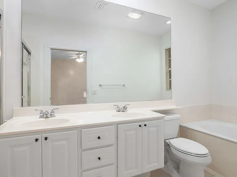 28608 Alessandria Cir — Photo 19