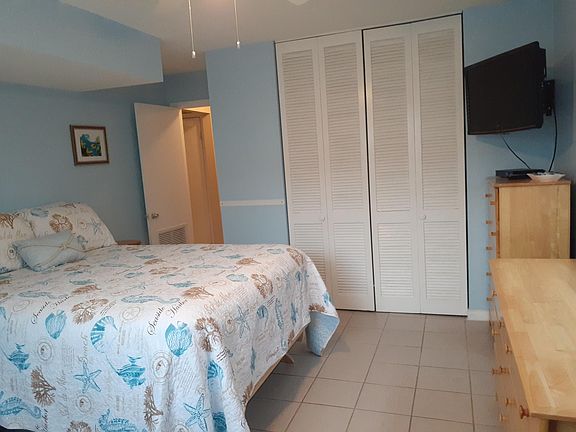 4th image of 419 Madison Ave APT 102