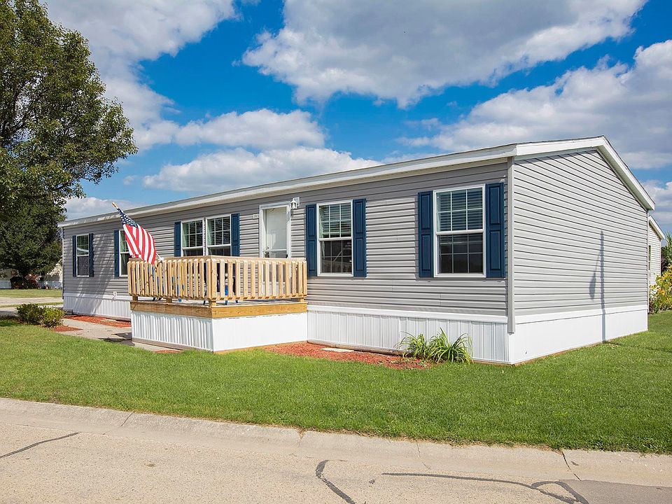 Exterior Image-2-Adventure 238 Parke Place