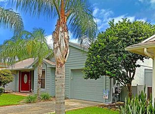 814 Franklin Cir, Palm Harbor, FL 34683