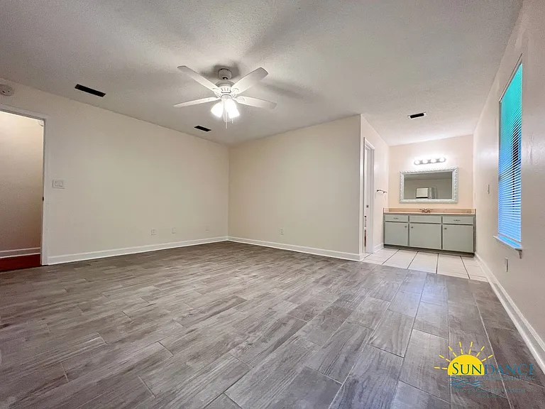 358 Evergreen Pl — Photo 6