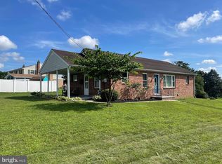 569 Sparton Rd, York, PA 17403