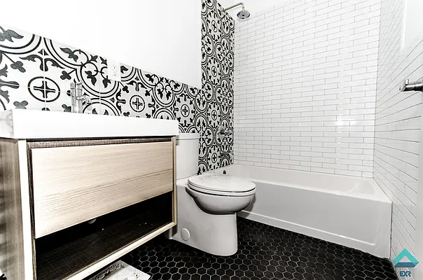 Rented by EXR | media 42