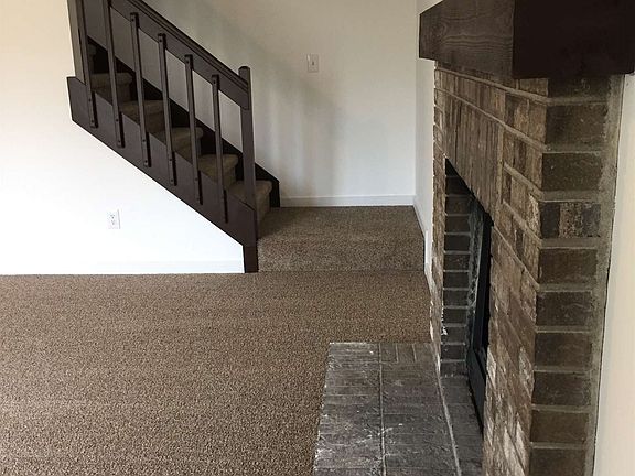 5th image of 2106 Del Norte Dr