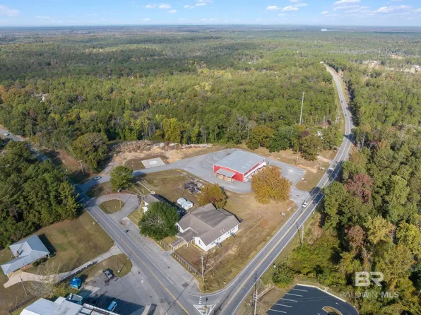 9411 Hurricane Rd, Bay Minette, AL 36507