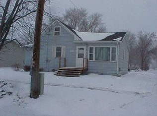 618 W 1st Ave, Ipswich, SD 57451