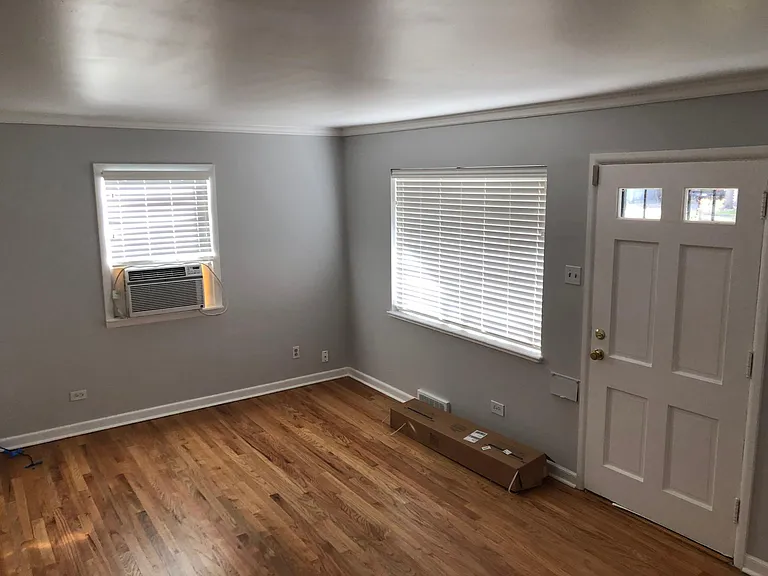 2724 S Jackson St — Photo 2