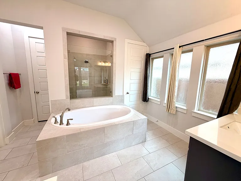3810 Rutledge Dr — Photo 16