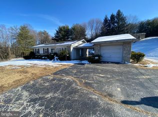 638 Seltzer Rd, Pottsville, PA 17901