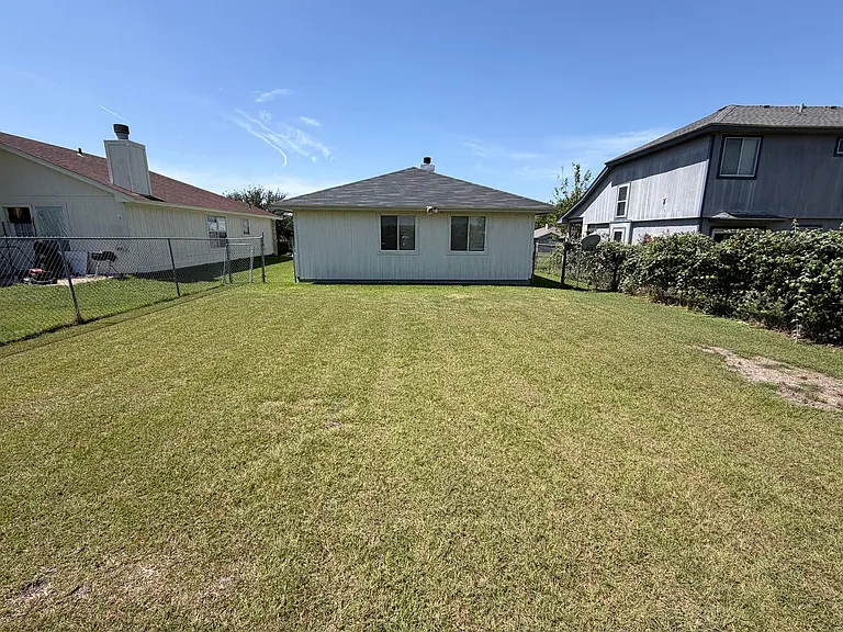 2213 Schwald Rd — Photo 15