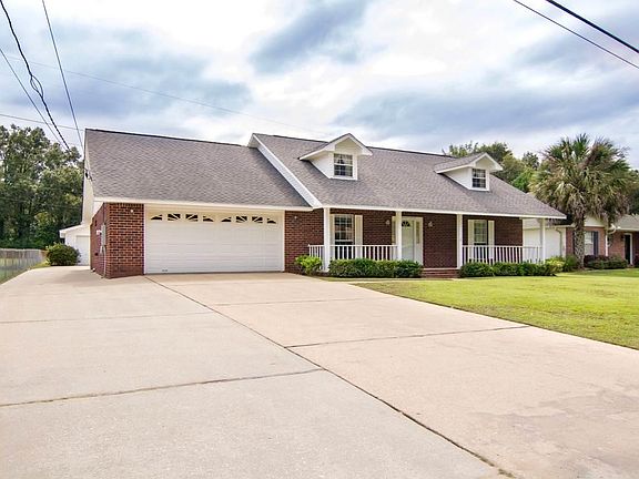 2nd image of 427 Twin Bay Dr