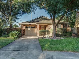 7778 High Village Dr, Houston, TX 77095