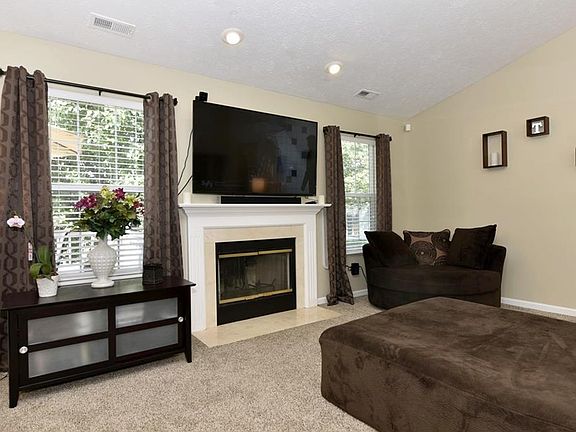 5th image of 2164 Elderberry Way
