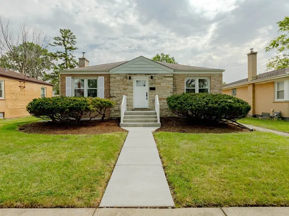 1019 Hull Ave, Westchester, IL 60154