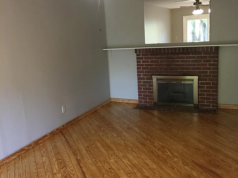 5207 W 49th St — Photo 3