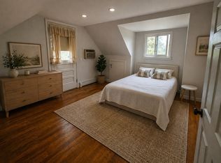 (Undisclosed Address), Massapequa, NY 11758