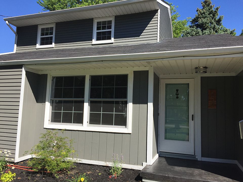 1st image of 557 E Indiana Ave