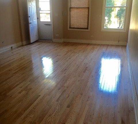 3rd image of 118 S Leavitt St APT 2