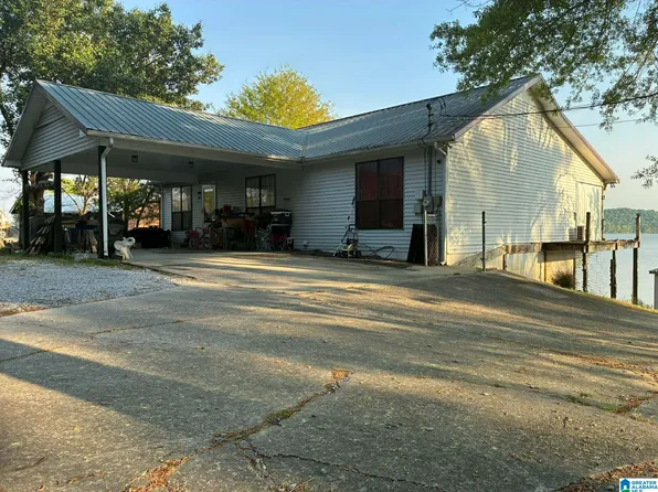 39 Sandhill Dr, Ohatchee, AL 36271